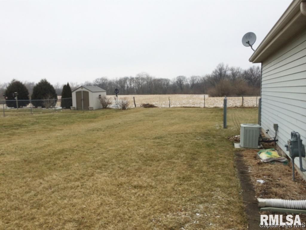 19436 Pinecrest Road Petersburg, IL 62675 - Photo 20 of 22 Gallery Image 20