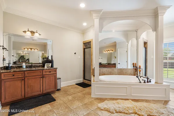 $629,900 | 4101 Dawkins Farm Drive, Olive Branch, MS 38654