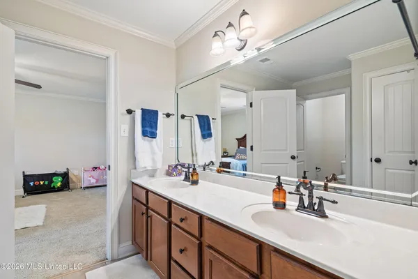 $629,900 | 4101 Dawkins Farm Drive, Olive Branch, MS 38654