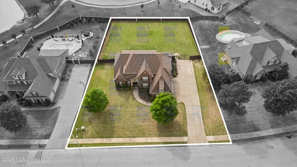 $629,900 | 4101 Dawkins Farm Drive, Olive Branch, MS 38654