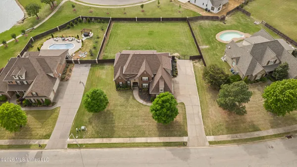 $629,900 | 4101 Dawkins Farm Drive, Olive Branch, MS 38654