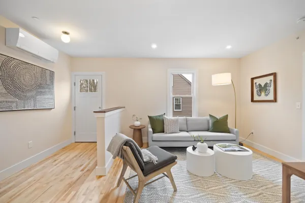 $569,000 | 10 Galvin Street, Unit 1, Portland, ME 04103