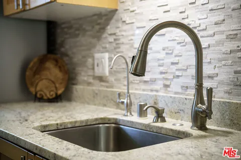 a close view of sink