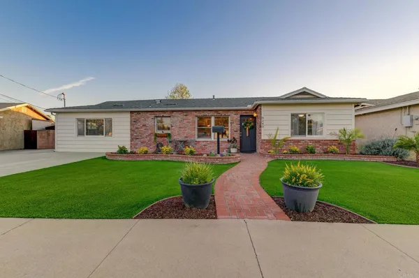 $829,000 | 9243 Stoyer Drive, Santee, CA 92071