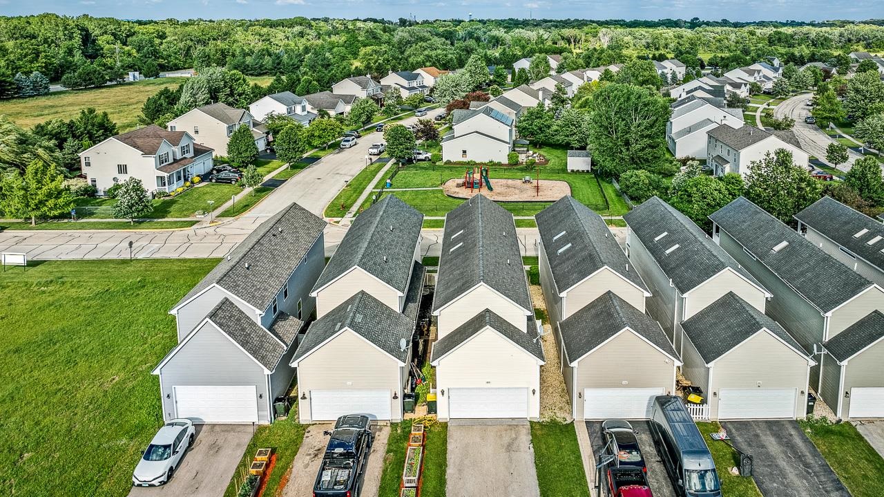 217 Market Street Genoa, IL 60135 - Photo 31 of 32 an aerial view of multiple house