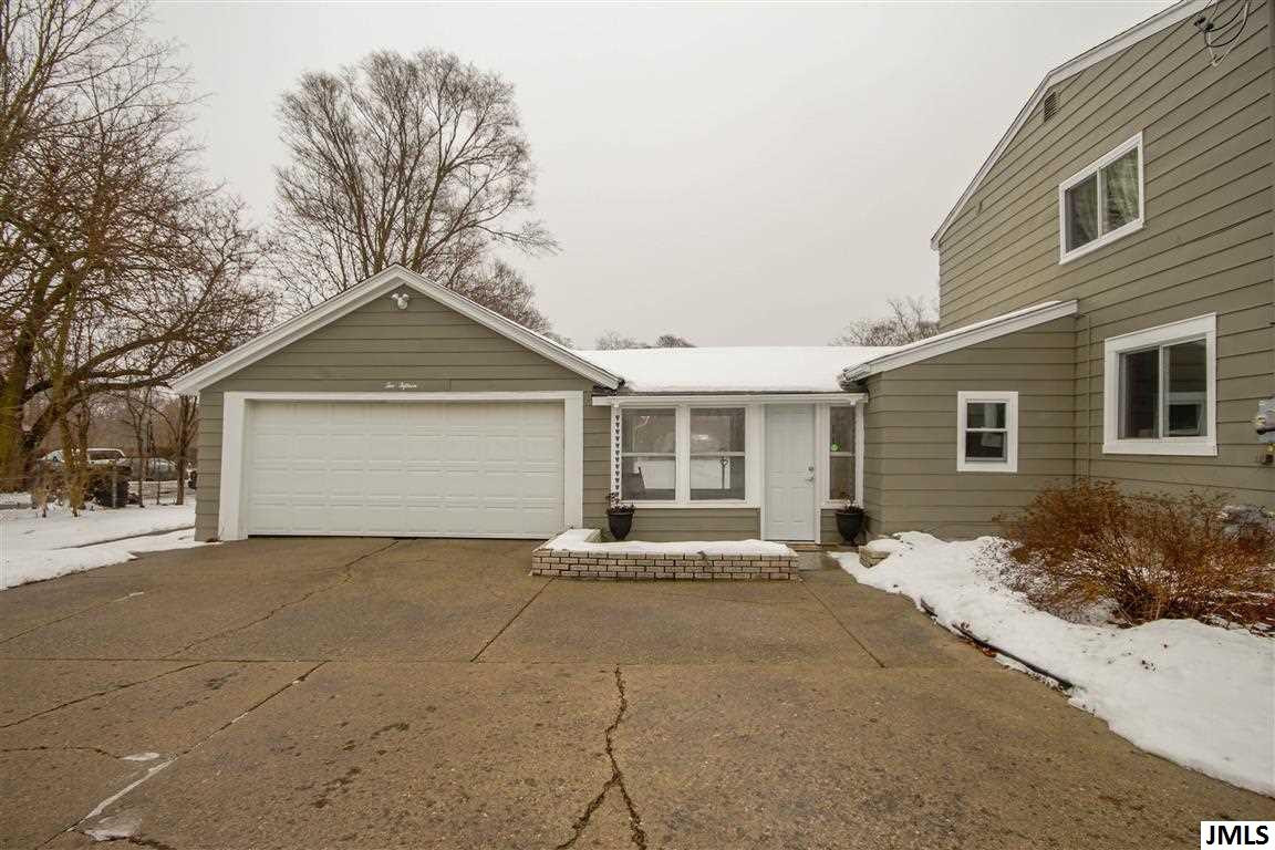 215 Gilman Road Michigan Center, MI 49254 - Photo 3 of 30 Photo 3