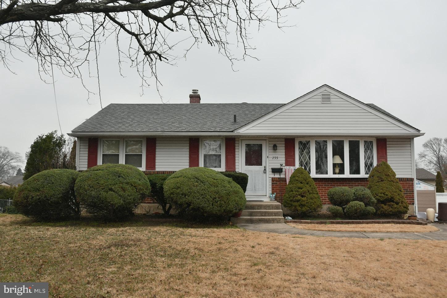 255 Creek Road Bellmawr, NJ 08031 - Photo 3 of 49