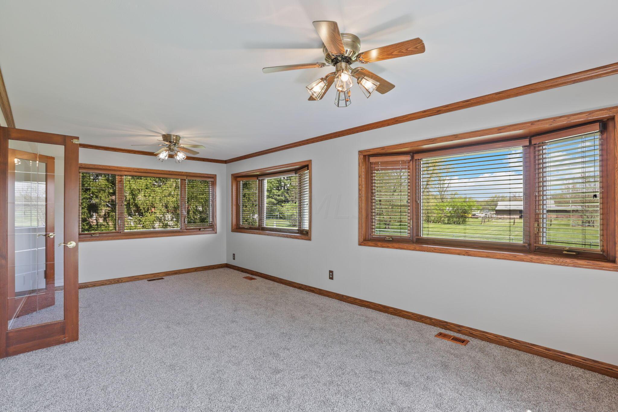 8200 Haenszel Road Grove City, OH 43123 - Photo 28 of 40 Morning Room