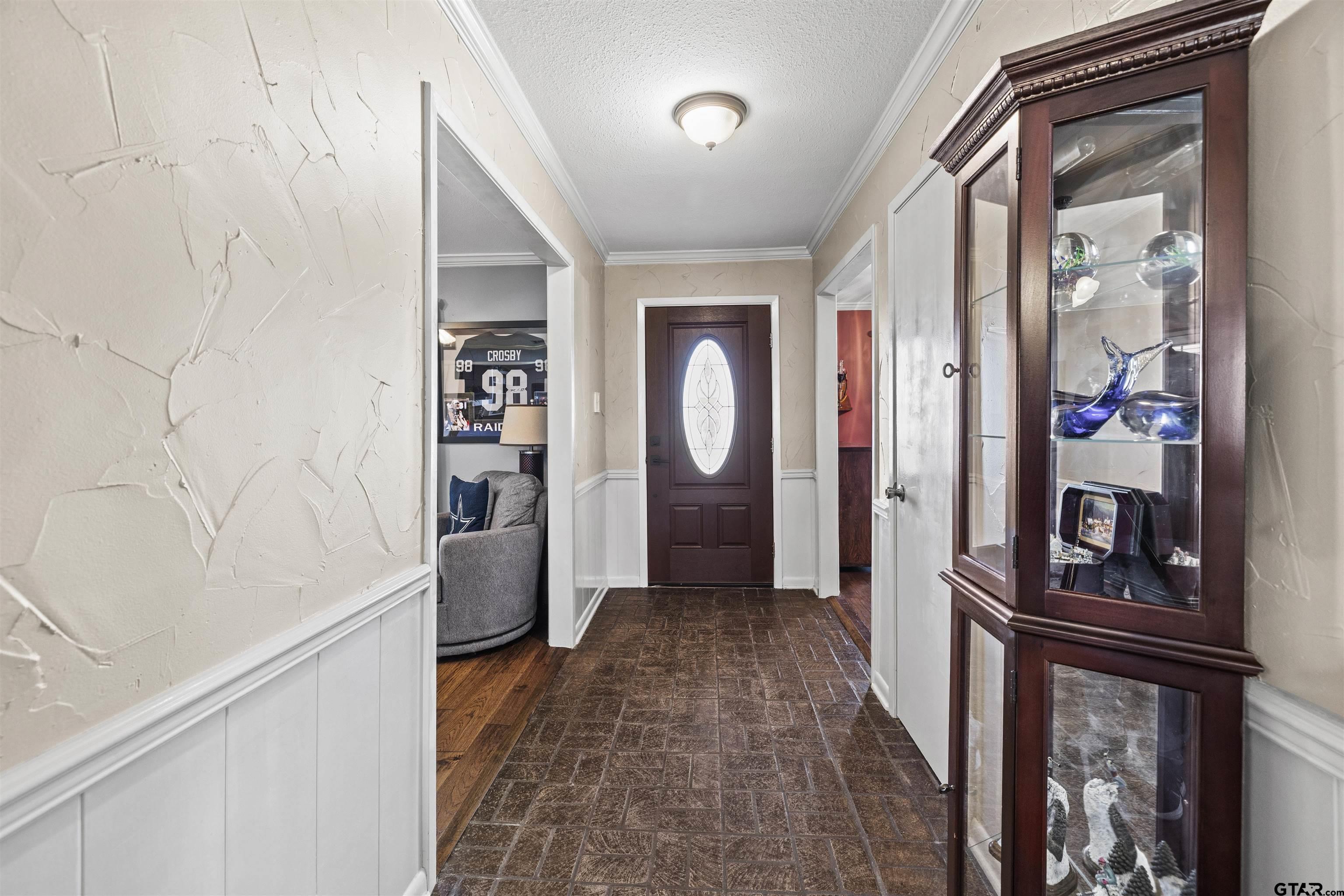 8235 Baylor Drive Tyler, TX 75703 - Photo 2 of 31