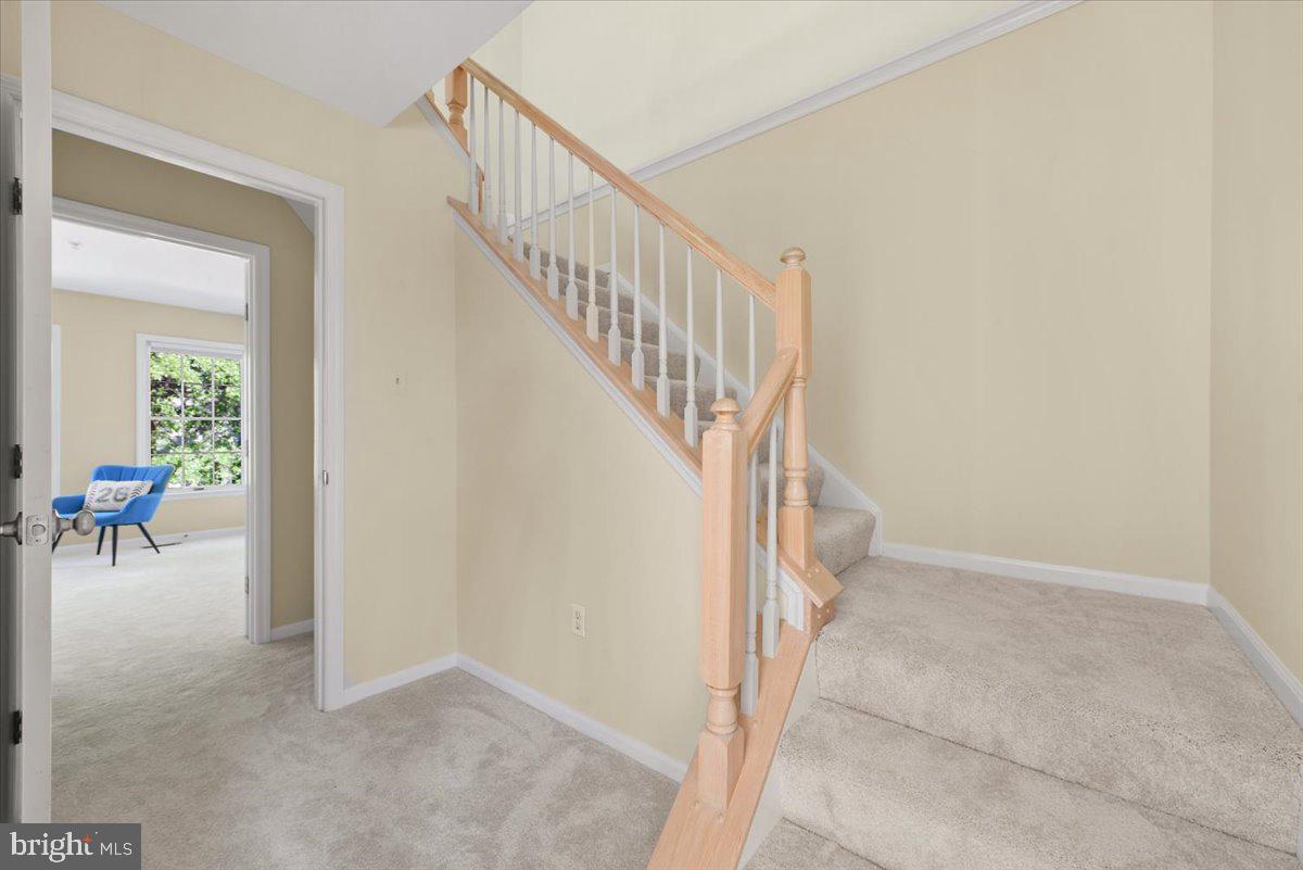 12664 Granite Ridge Drive North Potomac, MD 20878 - Photo 25 of 37 a view of entryway and hall