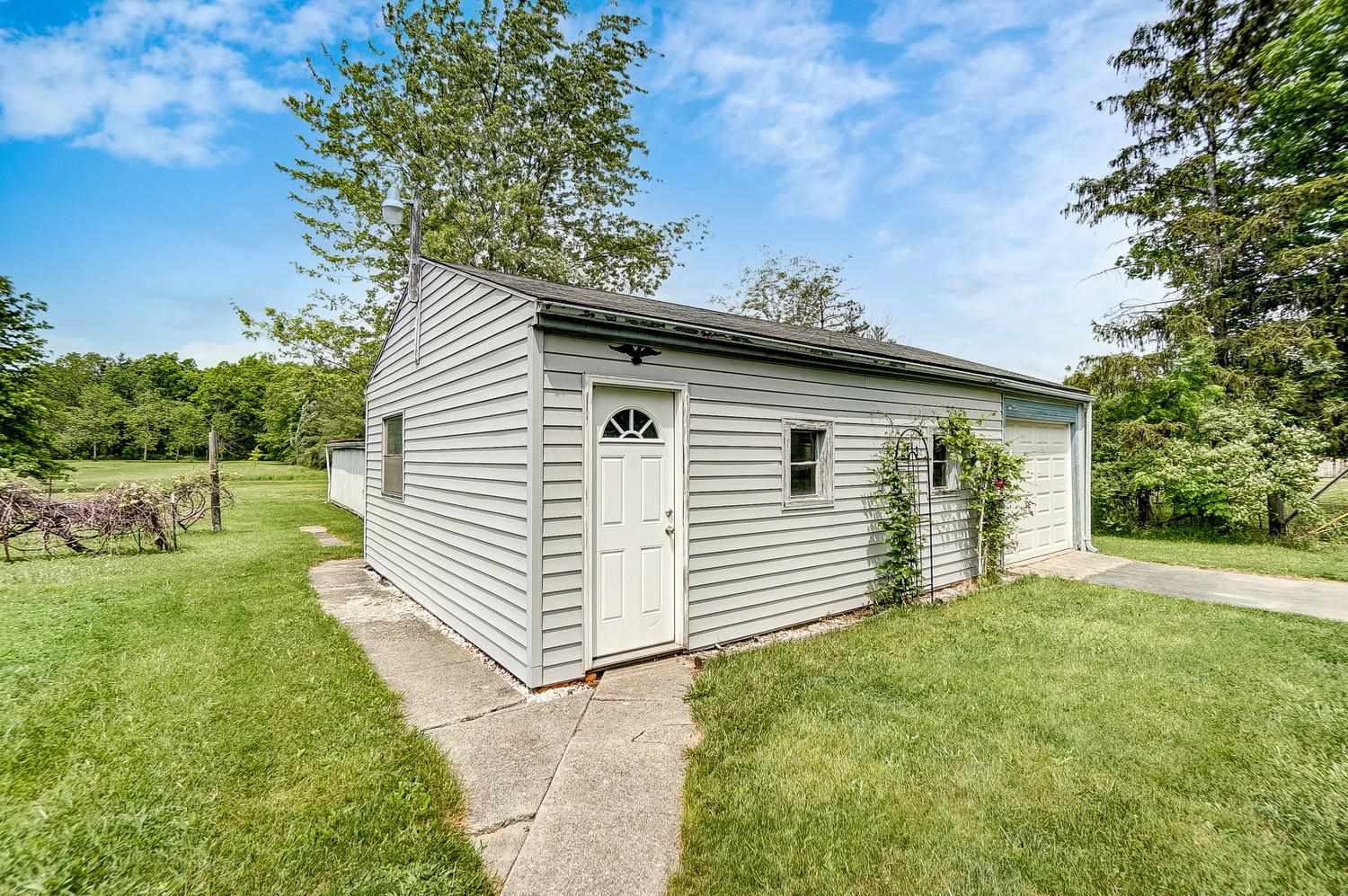 4808 West Cook Road Fort Wayne, IN 46818 - Photo 6 of 34