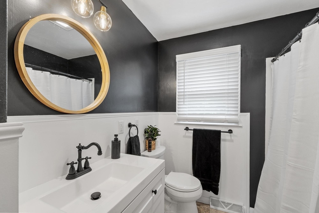 48 Anthony Road Leominster, MA 01453 - Photo 11 of 26 Gallery Image 11