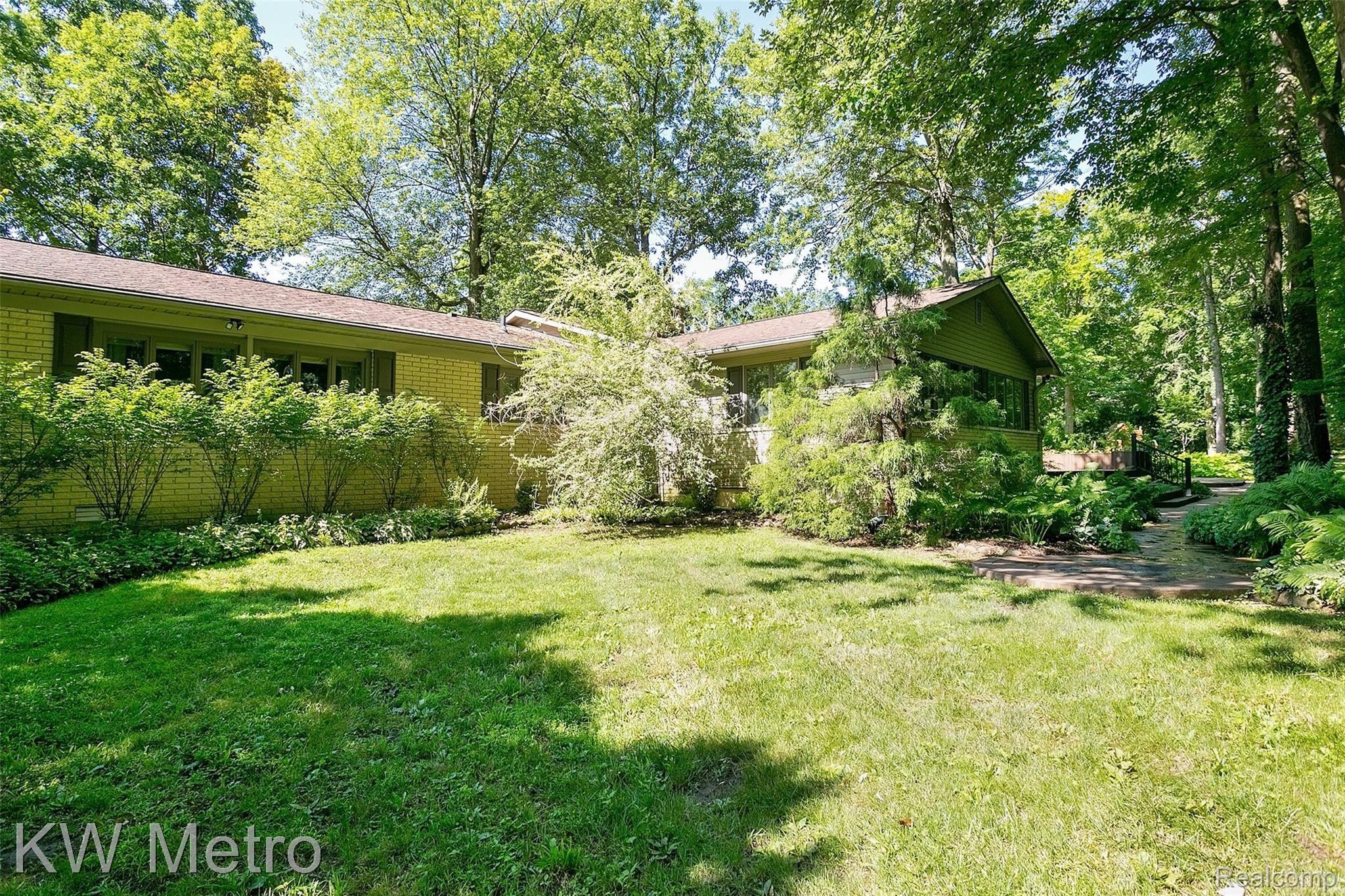 615 Trinway Road Troy, MI 48085 - Photo 47 of 49 Trinway-45.jpg