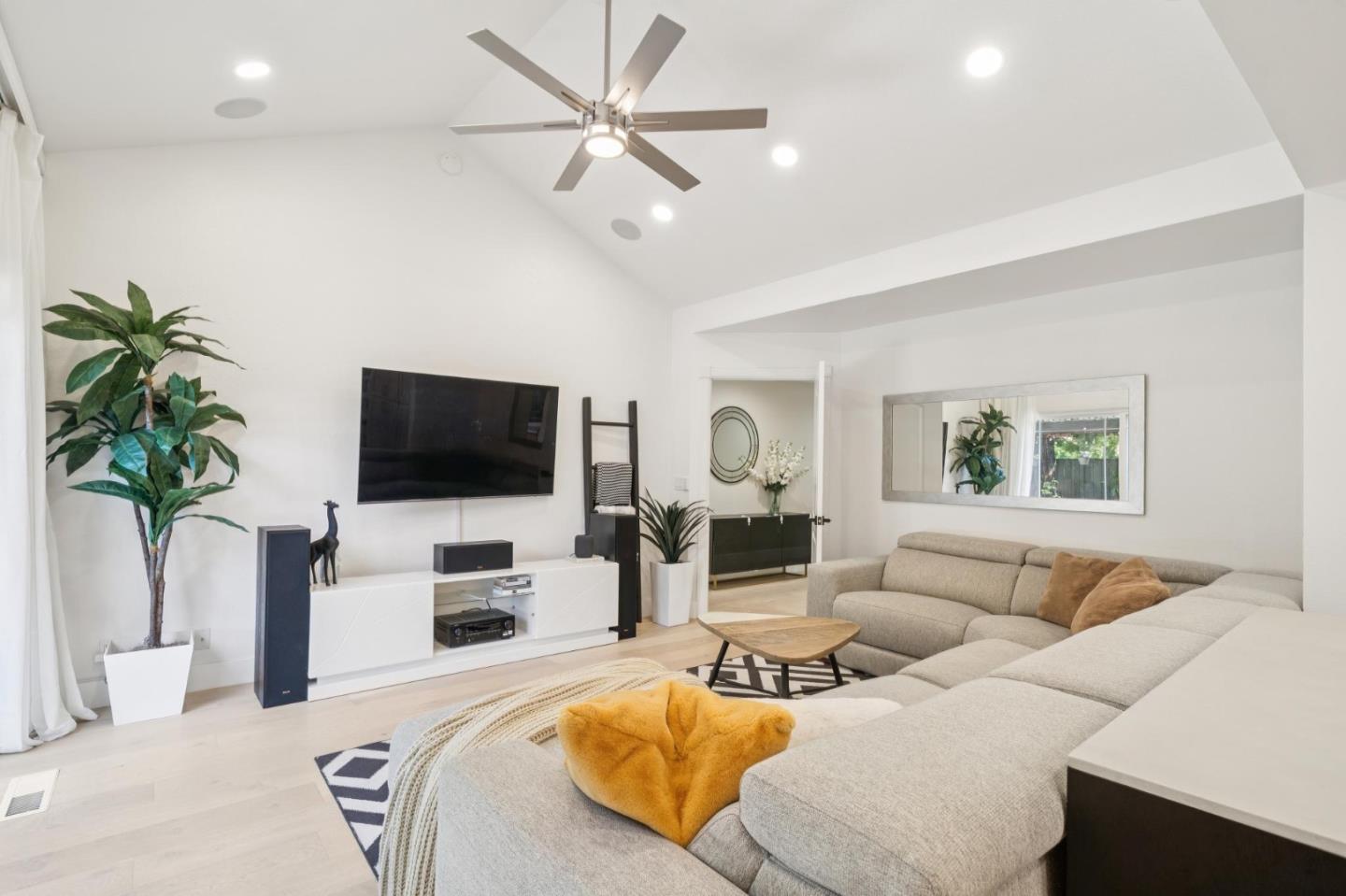 25 Hilltop Court San Ramon, CA 94582 - Photo 13 of 61