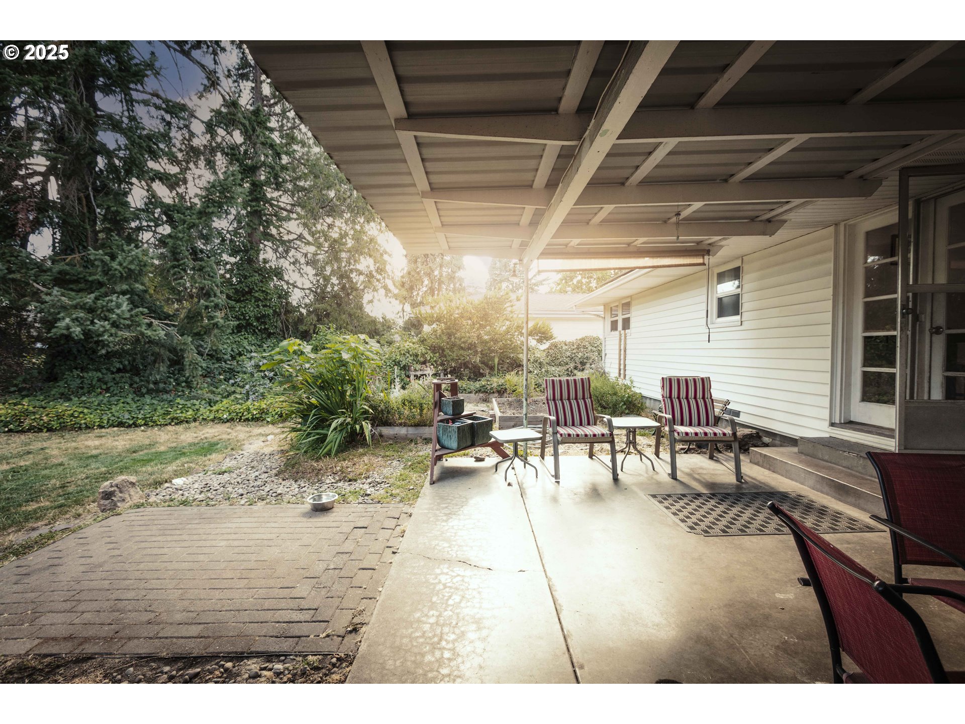 811 Northeast Clyde Place, Unit 116C Grants Pass, OR 97526 - Photo 32 of 37 a view of outdoor space with seating area