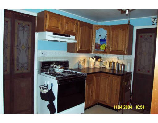 137 Salem Road Billerica, MA 01821 - Photo 5 of 12