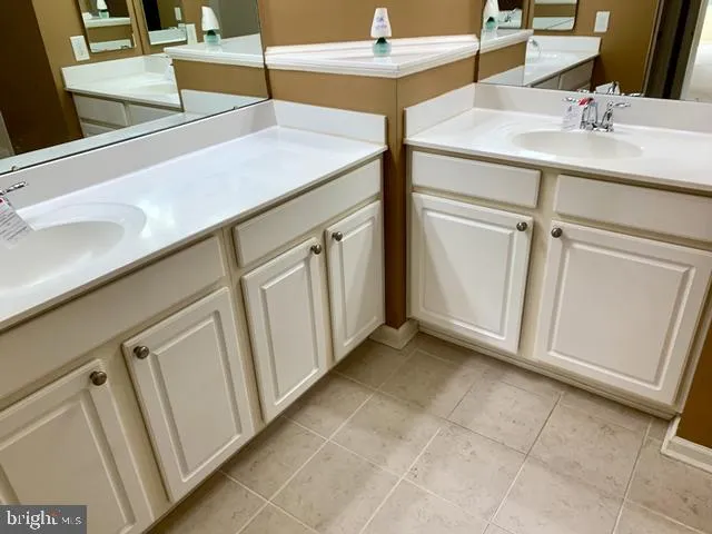 $674,000 | 8014 Easton Village Drive, Easton, MD 21601