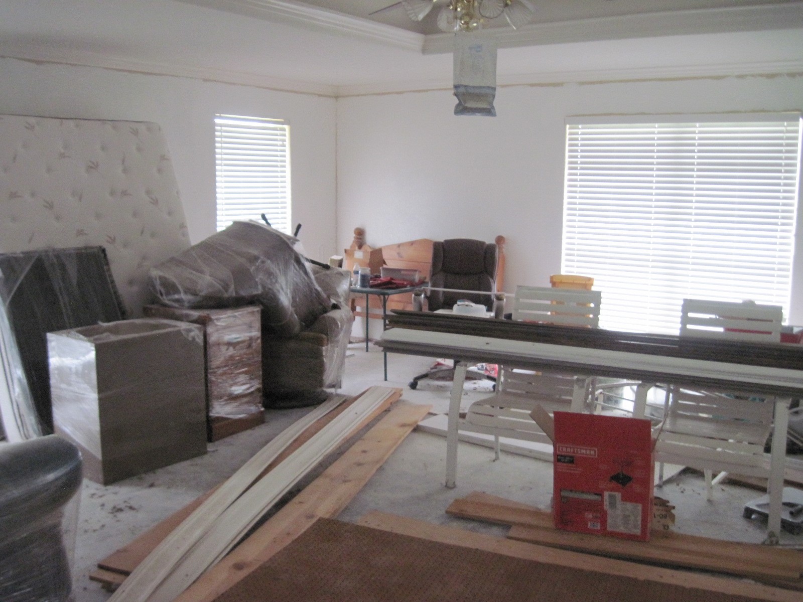 4129 Farm To Market 524 Road Sweeny, TX 77480 - Photo 15 of 28 a living room with furniture and a flat screen tv