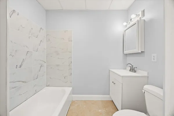 $2,675 | 58 Calmar Street, Unit 2, Brockton, MA 02301