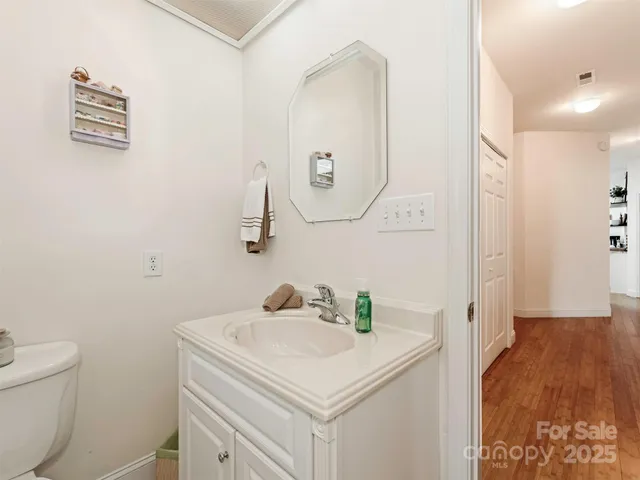 $1,100,000 | 9535 Potter Road, Matthews, NC 28104