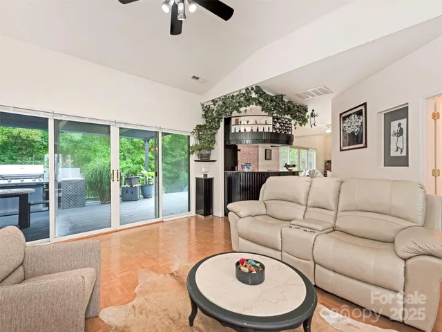 $1,100,000 | 9535 Potter Road, Matthews, NC 28104