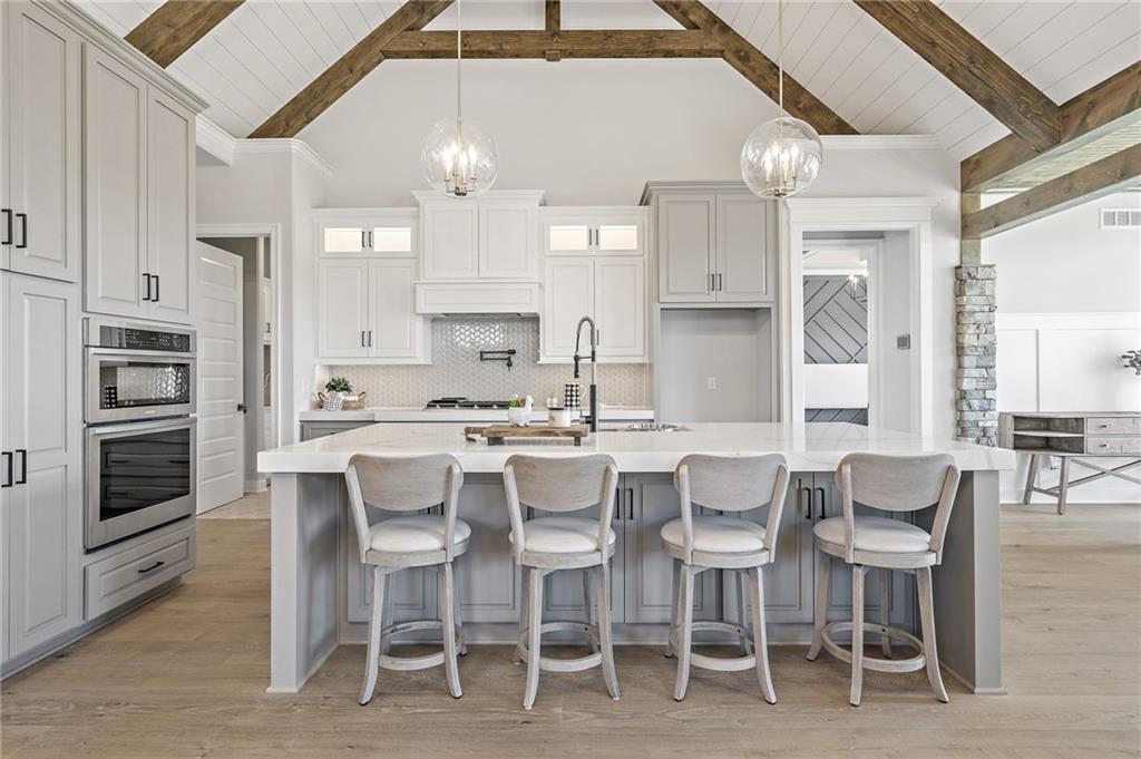 2070 Northwest O'Brien Road Lee's Summit, MO 64081 - Photo 6 of 12