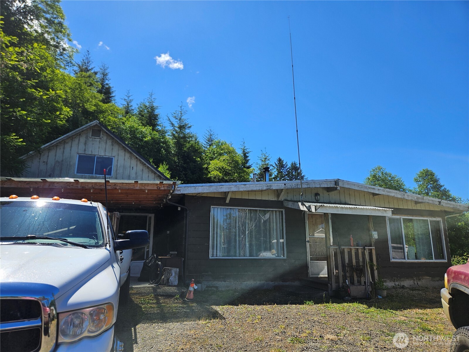 80 South Valley Road Naselle, WA 98638 - Photo 2 of 20