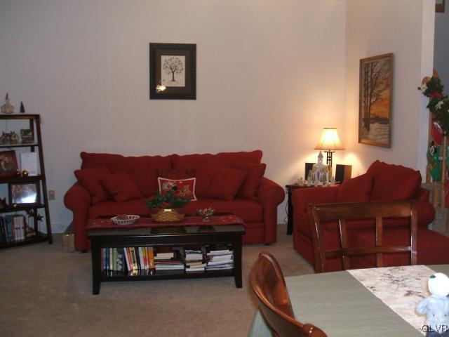1240 Old Gate Road Northampton, PA 18067 - Photo 13 of 39 Gallery Image 13