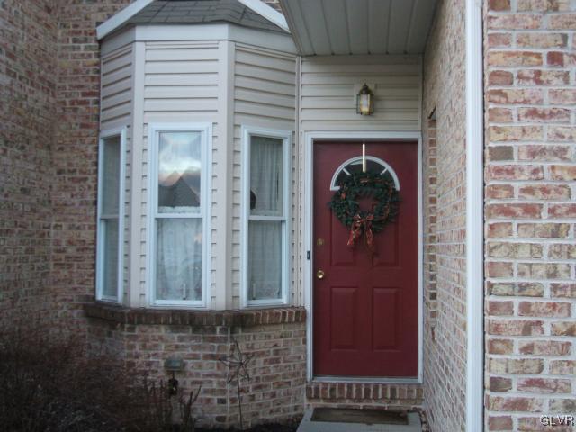 1240 Old Gate Road Northampton, PA 18067 - Photo 3 of 39 bump out front kitchen window