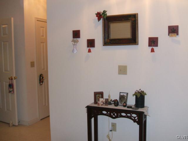 1240 Old Gate Road Northampton, PA 18067 - Photo 5 of 39 foyer area