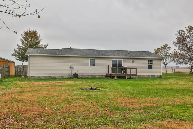$179,900 | 6216 Highway 50, Holton, IN 47023