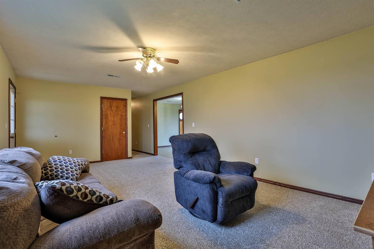 6216 Highway 50 Holton, IN 47023 - Photo 7 of 30