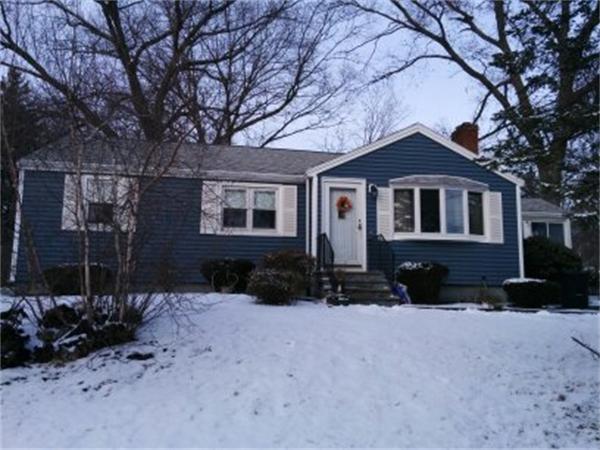 12 Fortune Road Woburn, MA 01801 - Photo 3 of 10