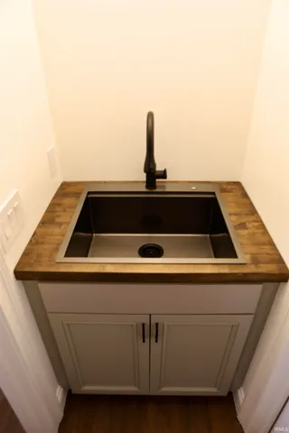 $369,900 | 1495 West Crane Pond Drive, Marion, IN 46952