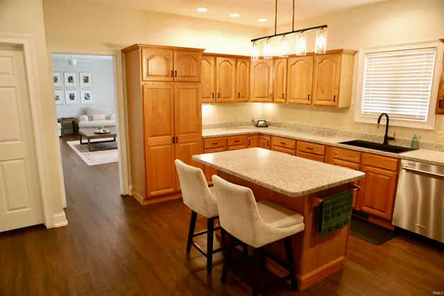 $369,900 | 1495 West Crane Pond Drive, Marion, IN 46952