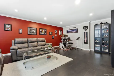 $734,000 | 94 Hillcrest Lane, Peekskill, NY 10566