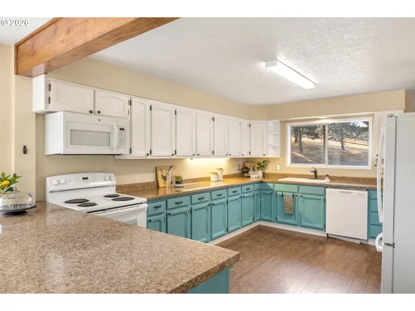 $735,000 | 73000 Gordon Rdg Road, Wasco, OR 97065