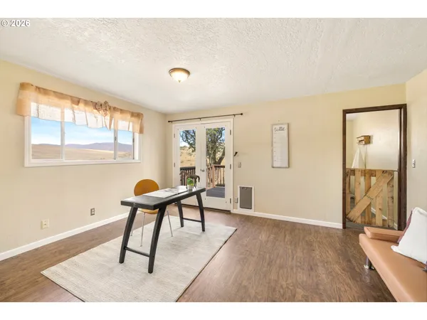 $735,000 | 73000 Gordon Rdg Road, Wasco, OR 97065
