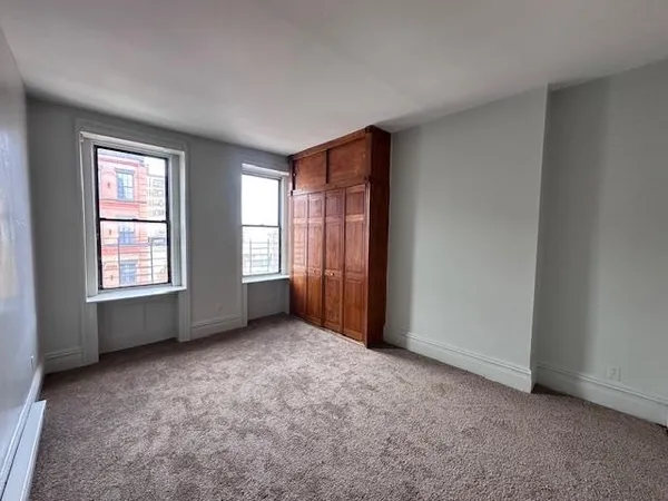 $1,700 | 207 15th Street, Unit 4L, Jersey City, NJ 07310