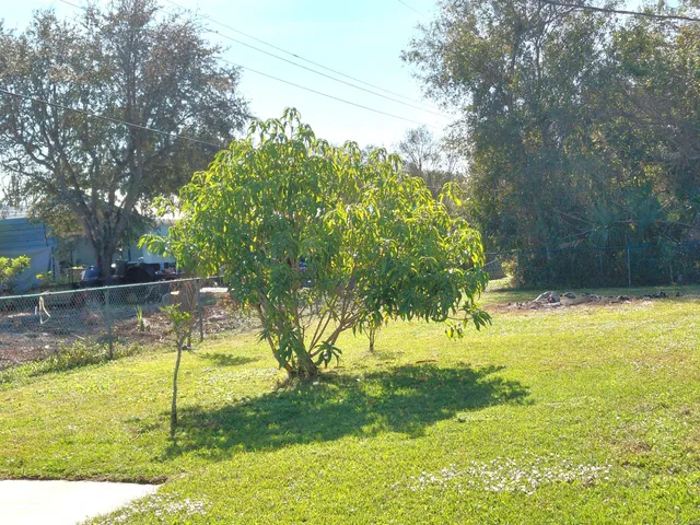 $1,400 | 3784 Northwest 28th Avenue, Okeechobee, FL 34972