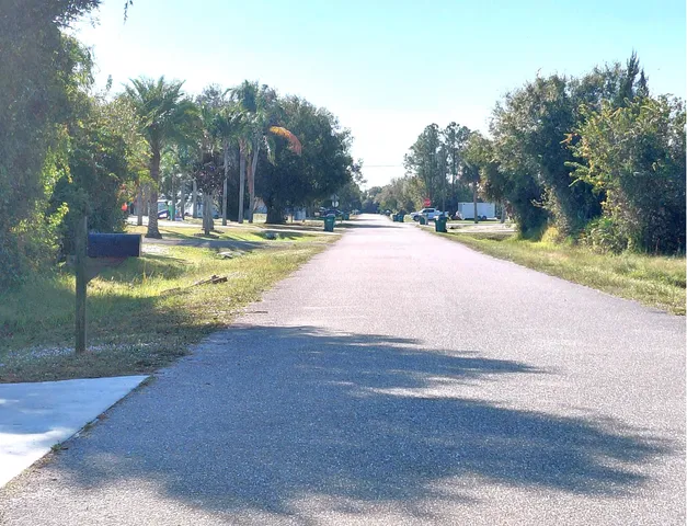 $1,400 | 3784 Northwest 28th Avenue, Okeechobee, FL 34972