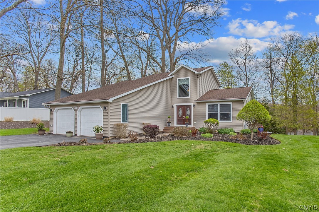 106 County Rte 10 Schroeppel, NY 13132 - Photo 1 of 44