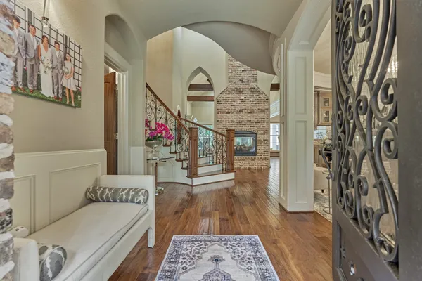 $1,299,900 | 106 Fairwater Drive, Montgomery, TX 77356