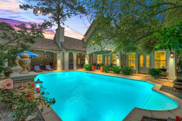 $1,299,900 | 106 Fairwater Drive, Montgomery, TX 77356