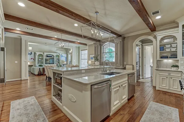 $1,299,900 | 106 Fairwater Drive, Montgomery, TX 77356
