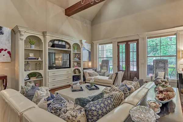 $1,299,900 | 106 Fairwater Drive, Montgomery, TX 77356