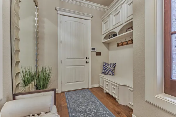 $1,299,900 | 106 Fairwater Drive, Montgomery, TX 77356