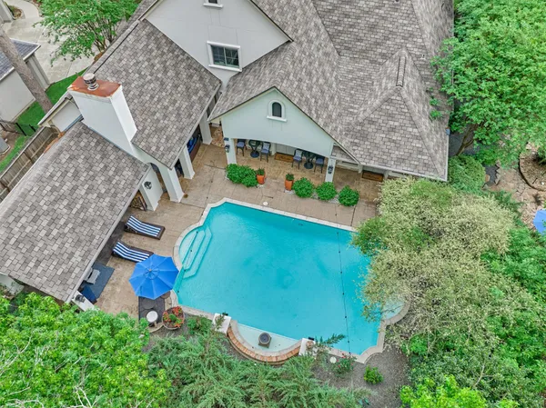 $1,299,900 | 106 Fairwater Drive, Montgomery, TX 77356