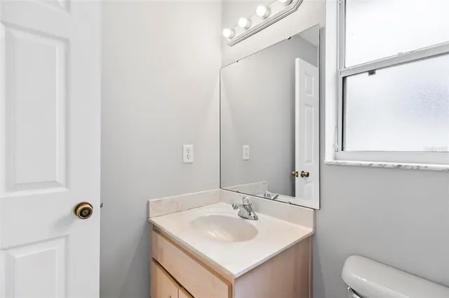 $2,850 | 43 Fallen Oak Lane, Palm Coast, FL 32137