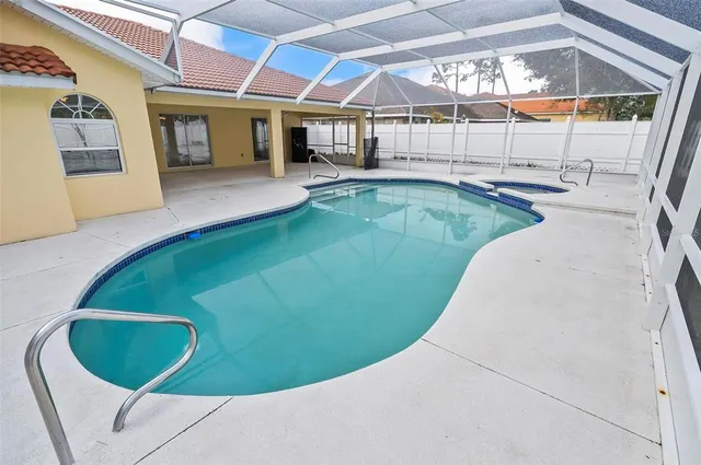 $2,850 | 43 Fallen Oak Lane, Palm Coast, FL 32137